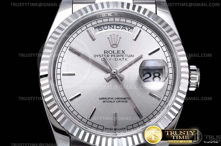 0130 RDD0224E – DayDate 36mm MoistureWicking 706